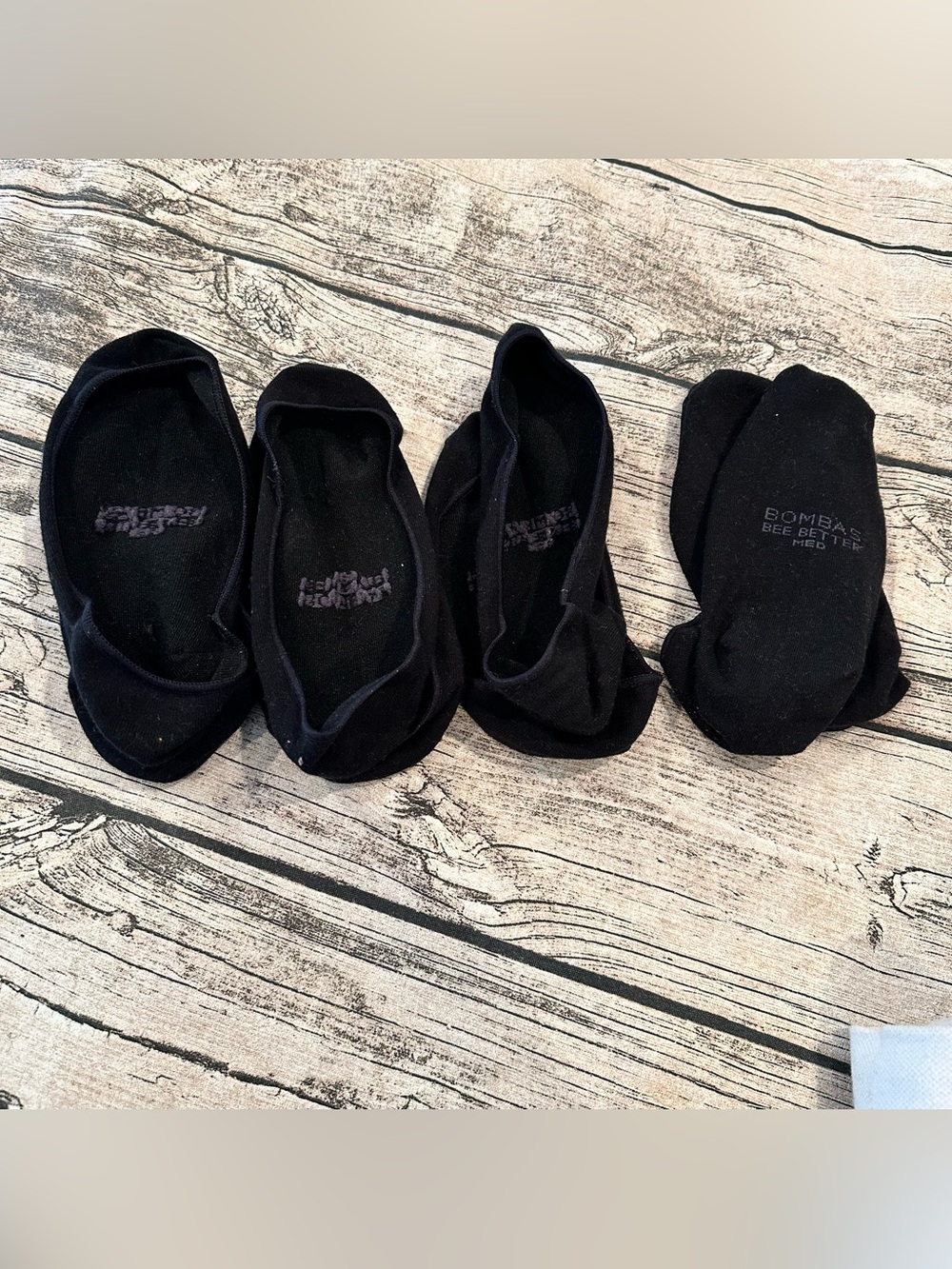 Lot of 4 pairs Women’s Bombas Ultralow No-Show Socks - in Black Size Medium
